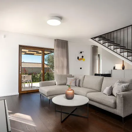 Σπίτι διακοπών Malerische Steinvilla Mit Privatpool, Fantastischem Panoramablick, Garten Und Grill